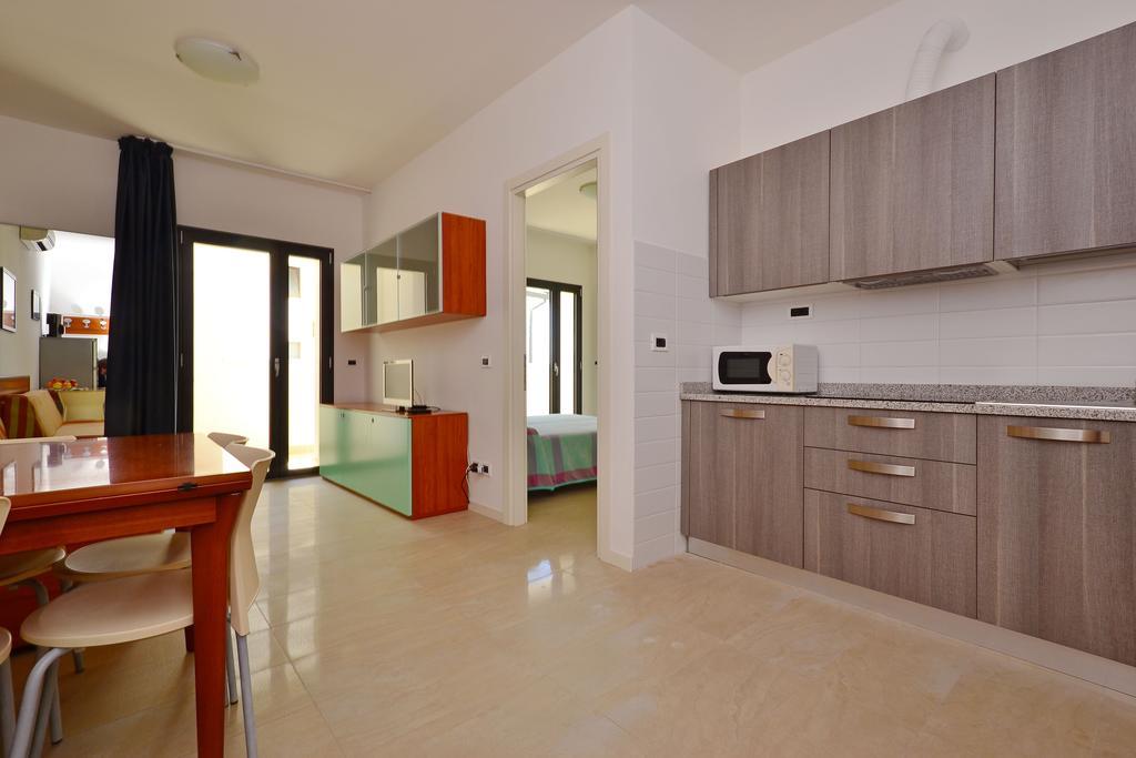 Residenza Verde リニャーノ・サッビアドーロ 部屋 写真